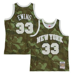 Mitchell & Chic Ness Patrick Ewing New York Knicks Camo Hardwood Classics 1991/92 Ghost Green Swingman Jersey