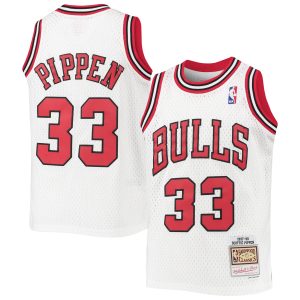 Mitchell & Ness Scottie Pippen Chic Chicago Bulls Youth White 1997/98 Hardwood Classics Swingman Jersey