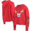New Era Chicago Bulls Women's Fabulous Red Color Pack Cropped Top Pullover Hoodie